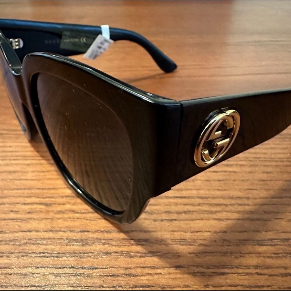 Brand New Gucci Square Sunglasses - Picture 3 of 8
